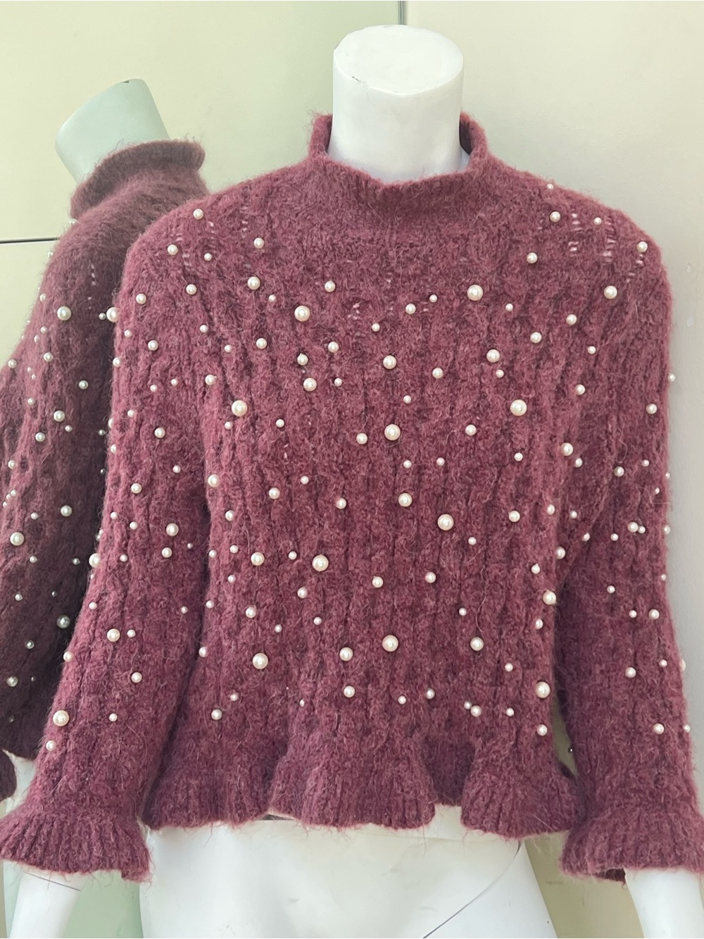 🔴Zara Mauve Pearl-Embellished Co double sided pearls sweater 🔴